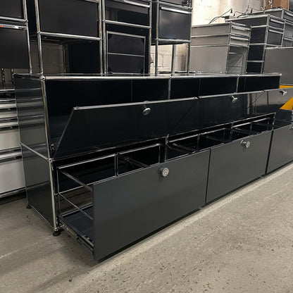 USM Haller Sideboard 3x2 anthrazitgrau mit 3 Klappen und 3 Schubladen in modernem Design