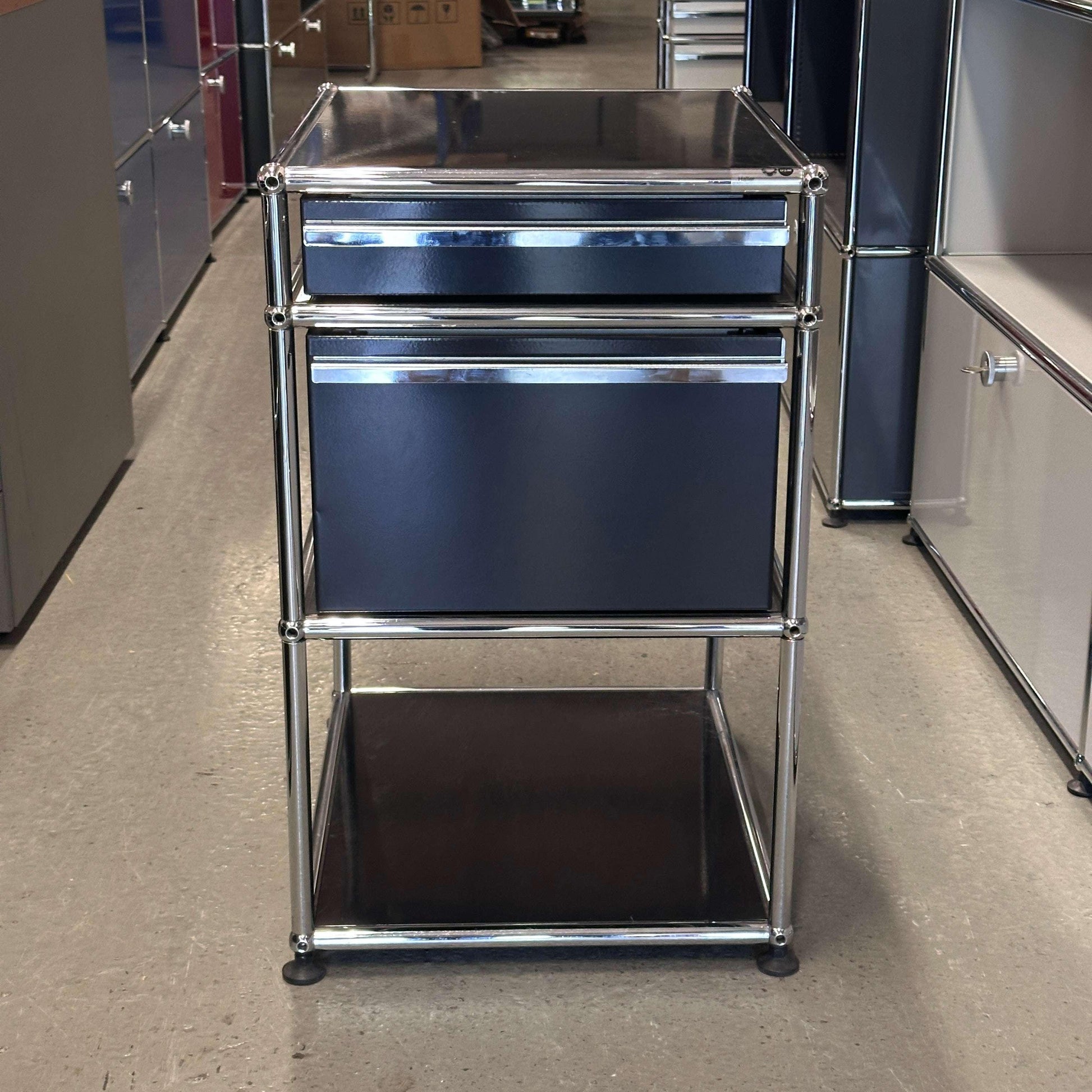 USM Haller Standcontainer schwarz mit 2 Schubladen und Ablagefläche, moderne Büroaufbewahrung