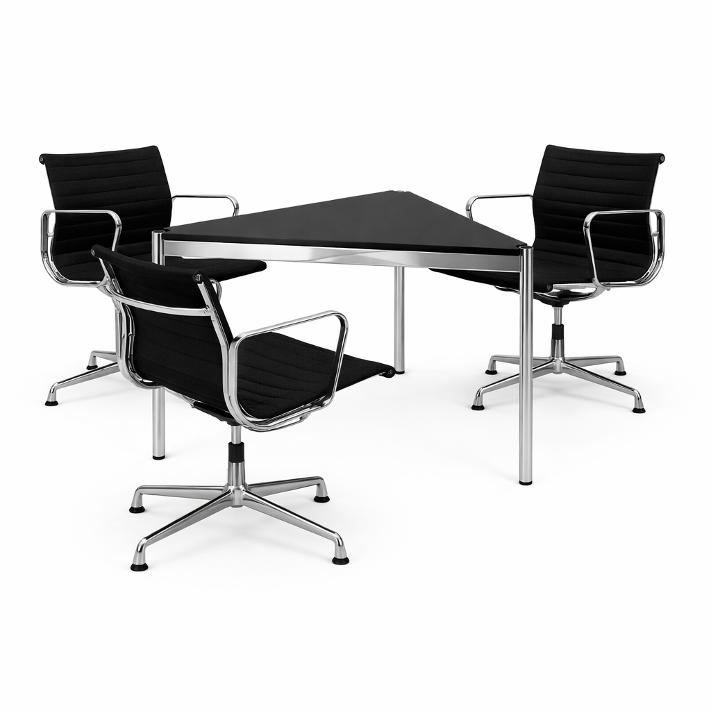 USM Haller Tisch Dreieck 75x75x100cm schwarz