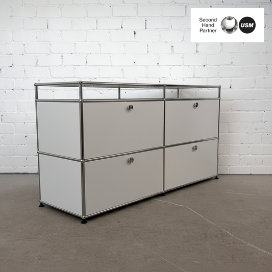 USM Haller Sideboard 2x2 mit 10cm Aufsatz lichtgrau