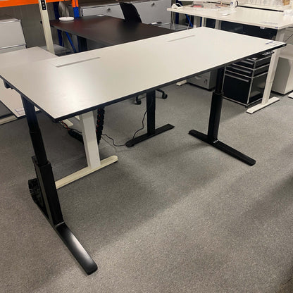 Vario Change 180x80cm electric height adjustable desk with premium white tabletop and black C-leg frame