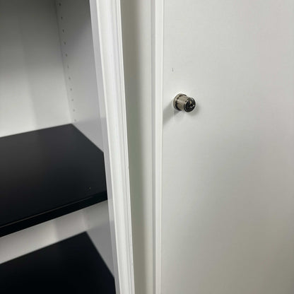 Vario Highboard weiß mit schwarzem Metallboden und abschließbarer Schiebetür