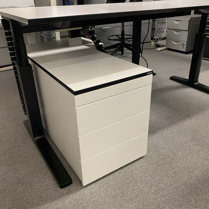 Vario VERSA S Rollcontainer white mobile office storage with 3 drawers under desk
