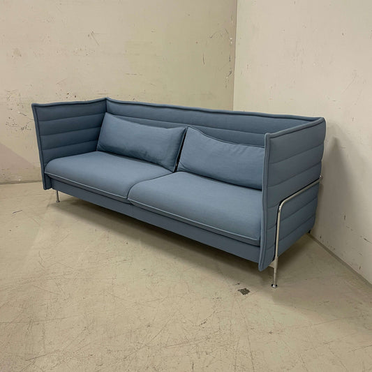 Vitra Alcove Lowback 3-Sitzer Sofa petrol mit Stahlrohrgestell und robustem Stoffbezug