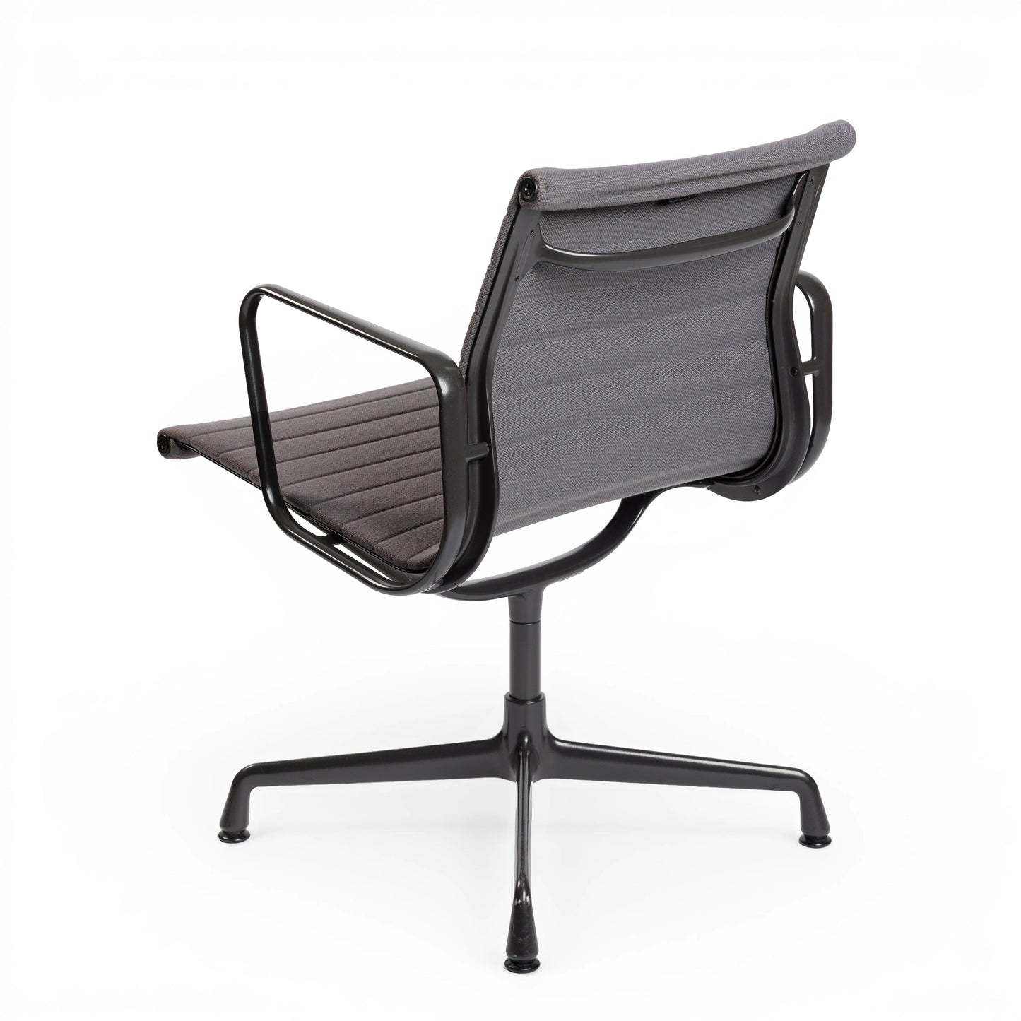 Vitra EA 107 Hopsak dunkelgrau Stuhl mit gepulvertem Gestell und Armlehnen.