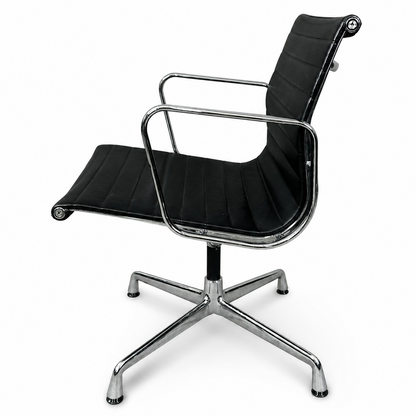 Vitra EA 108 Leder schwarz