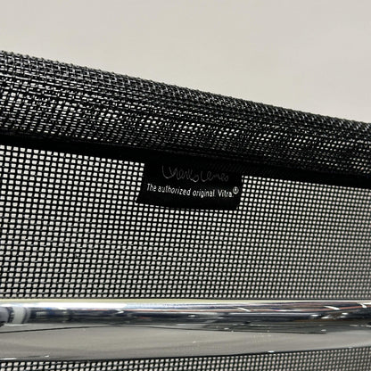 Vitra EA 104 Netz schwarz [AKTION -50€ ➜ GWG<800€]