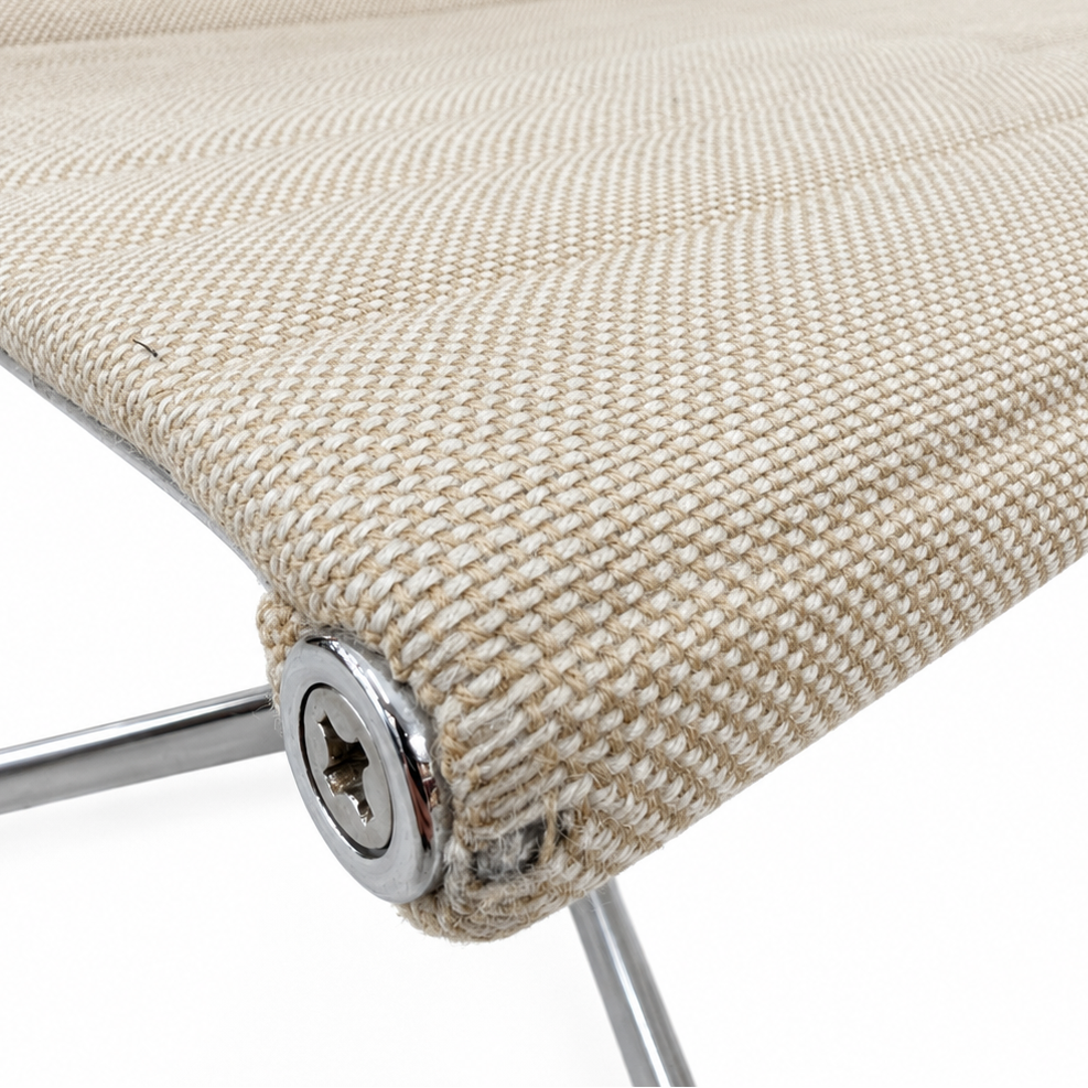 Vitra EA 108 beige
