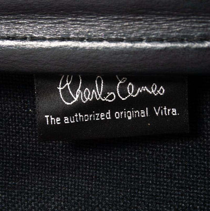 Vitra EA 217 Eames Alu Chair schwarzes Leder mit Aluminiumgestell und verstellbarer Rückneigemechanik