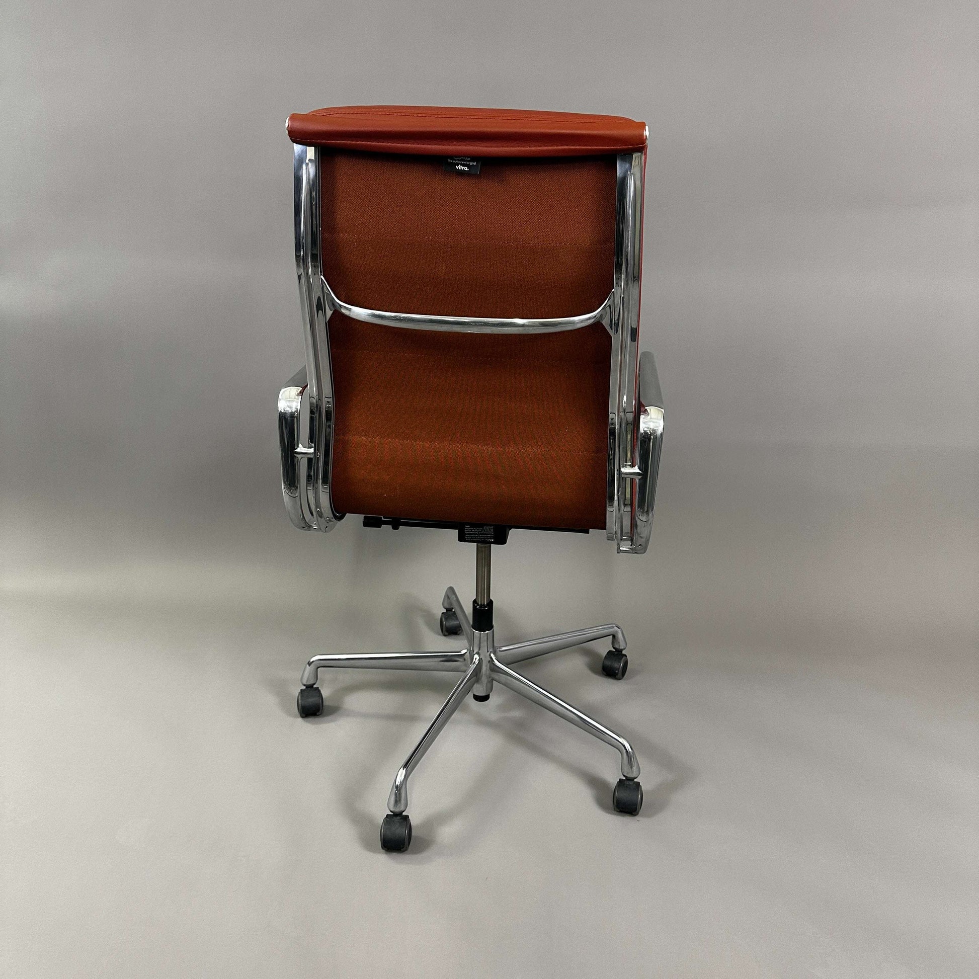 Vitra EA219 secondhand