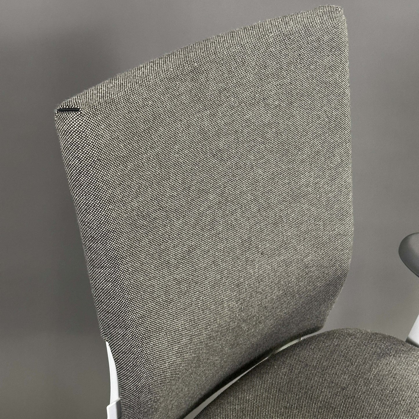 Vitra ID Soft ergonomischer Bürostuhl grau mit Chromfußkreuz und verstellbarer Rückenlehne