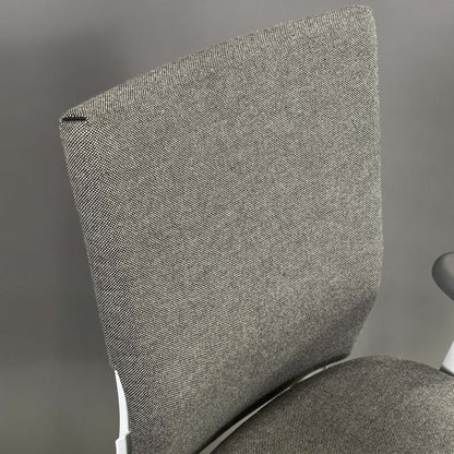 Vitra ID Soft ergonomischer Bürostuhl grau mit Chromfußkreuz und verstellbarer Rückenlehne