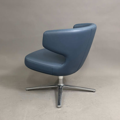 Vitra Petit Repos Loungesessel aus blauem Premiumleder mit verchromtem Stahlgestell