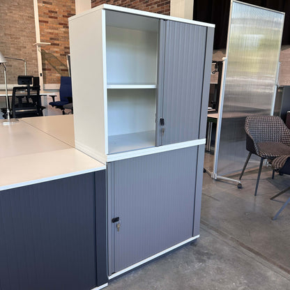 WINI Rollladenschrank in porcelain white and anthracite with sliding doors, new condition, 165x80x45cm