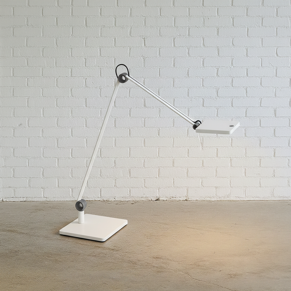 Waldmann PARA.MI Schreibtischleuchte weiß inkl. Standfuß