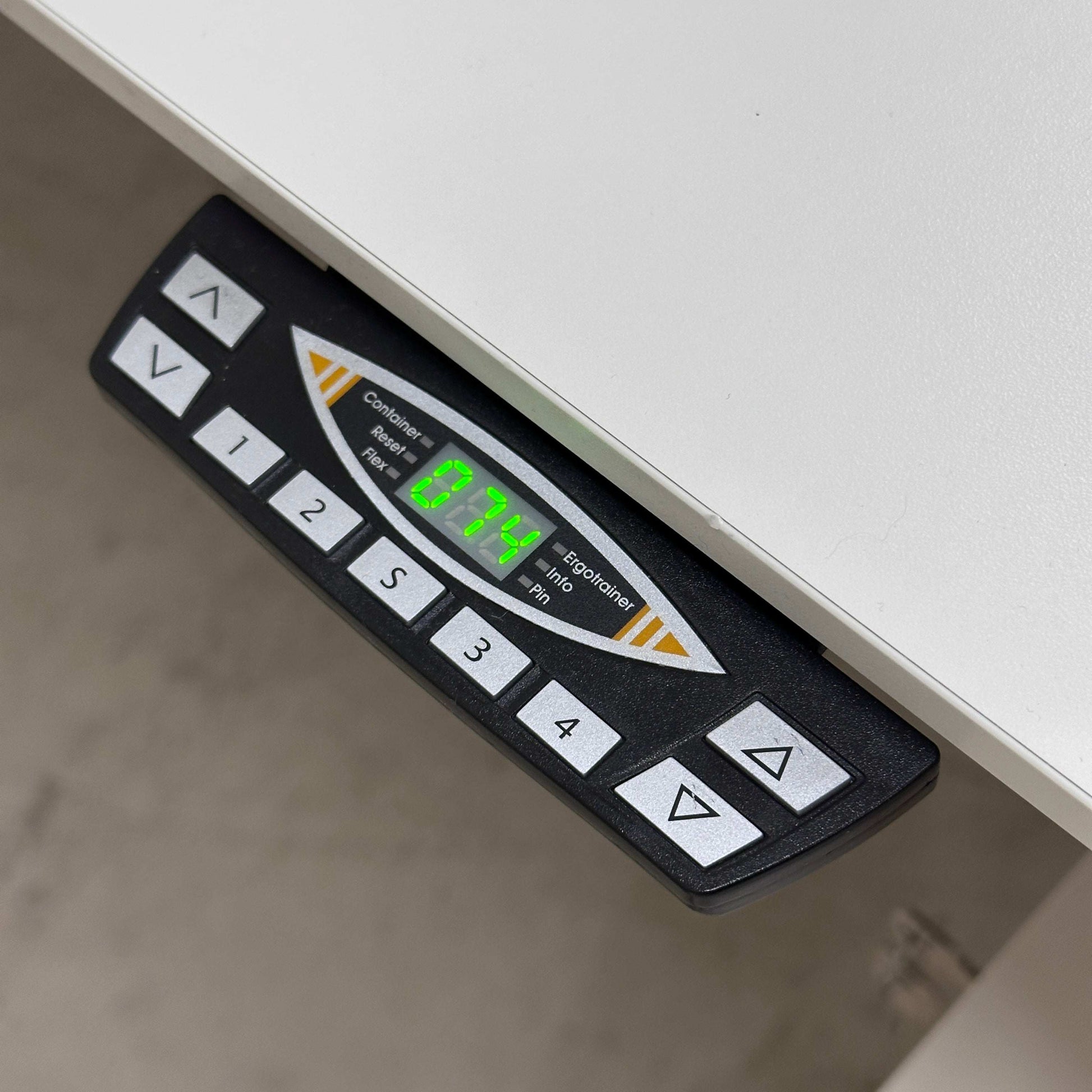 Walter Knoll Executive elektrisch höhenverstellbarer Schreibtisch Bedienfeld mit Preset-Tasten und digitaler Anzeige