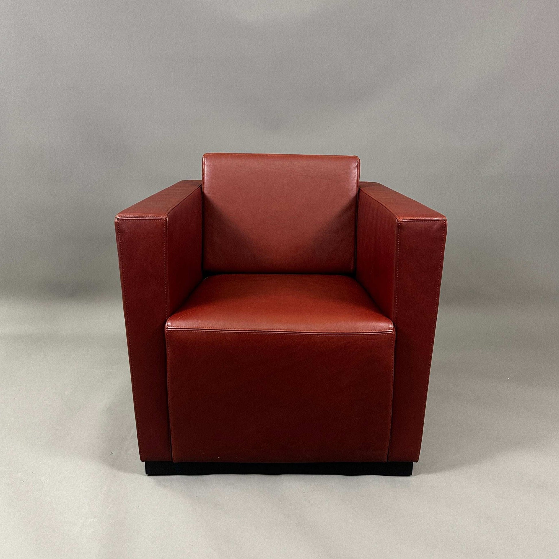 Walter Knoll Ledersessel Foster 500 dark red leather armchair by Norman Foster
