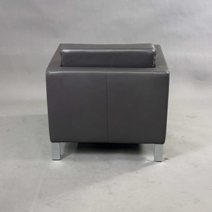 Walter Knoll Ledersessel Foster 500 dunkelbraun aus hochwertigem Leder mit modernem Design von Norman Foster, kompakter Sessel mit Metallfüßen