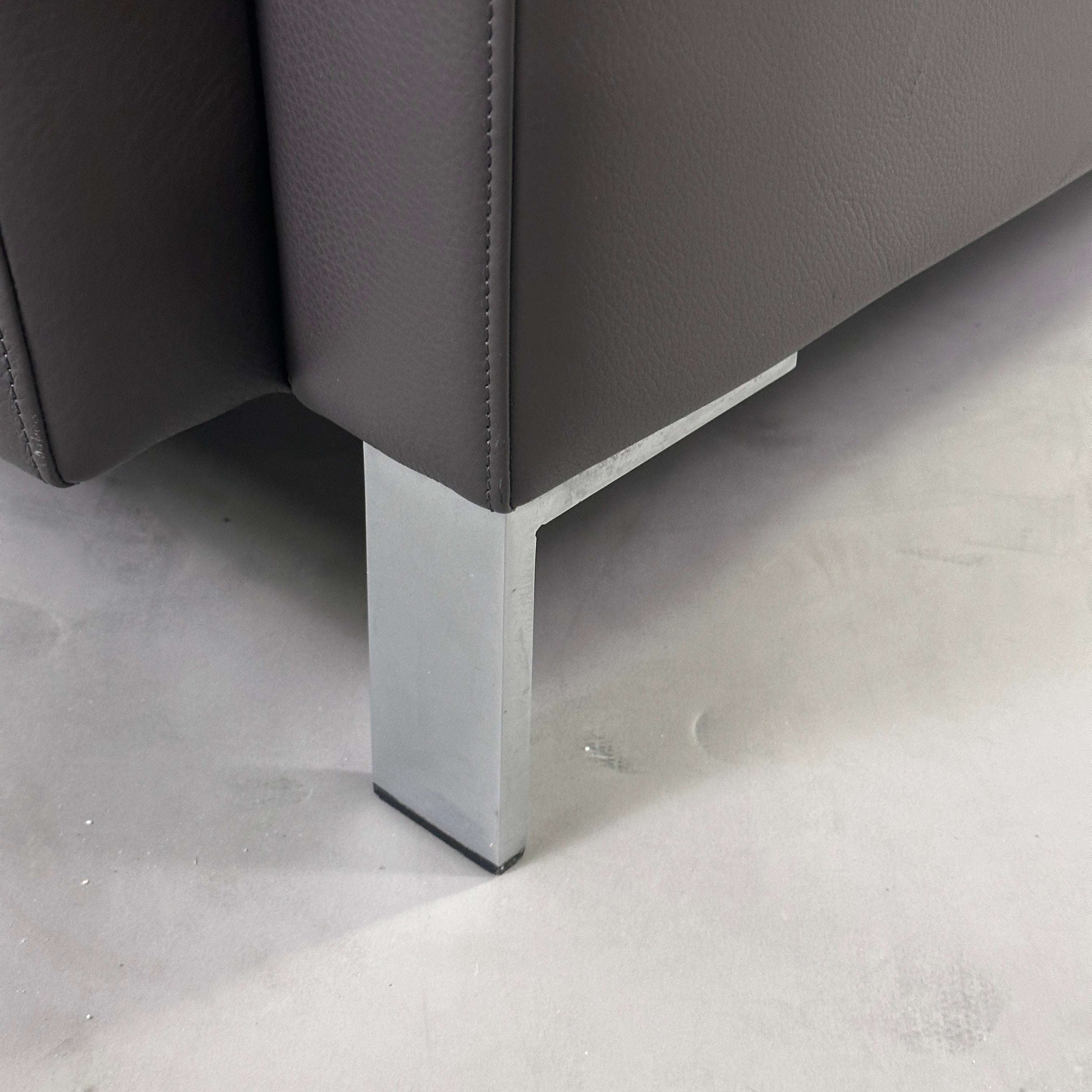 Walter Knoll Ledersessel Foster 500 dunkelbraun Design von Norman Foster mit Metallfuß
