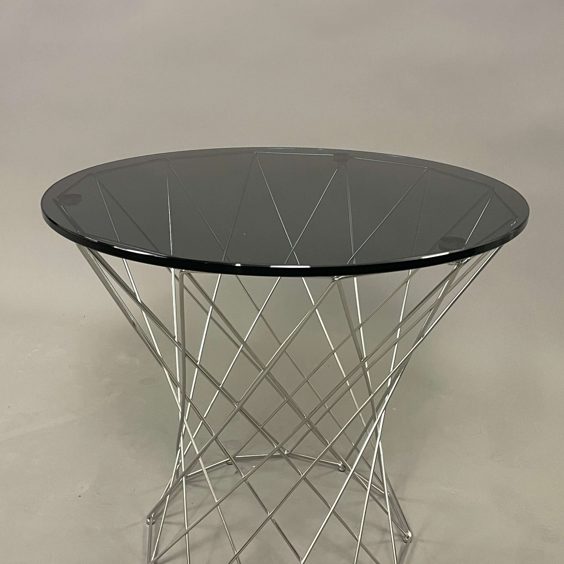 Walter Knoll Oota Beistelltisch mit Rauchglasplatte und Chrom Drahtgestell