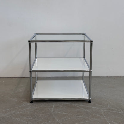 USM Haller Beistelltisch Weiß mit Glaseinsatz