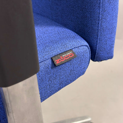 Züco Cuboflex dunkelblauer Stoff Bürostuhl mit Chromfußkreuz und verstellbaren Armlehnen