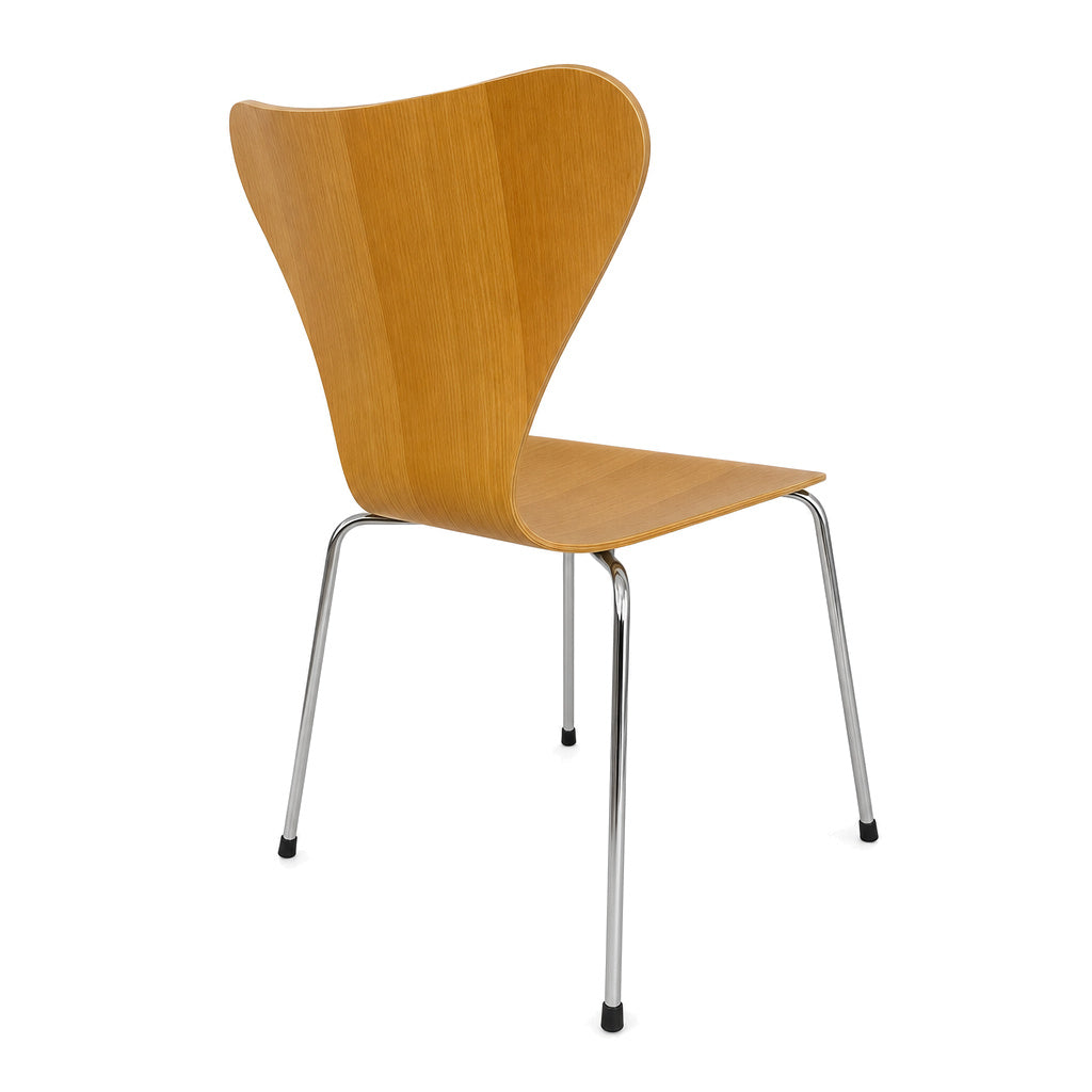 Fritz Hansen Serie 7 Stapelstuhl Holz