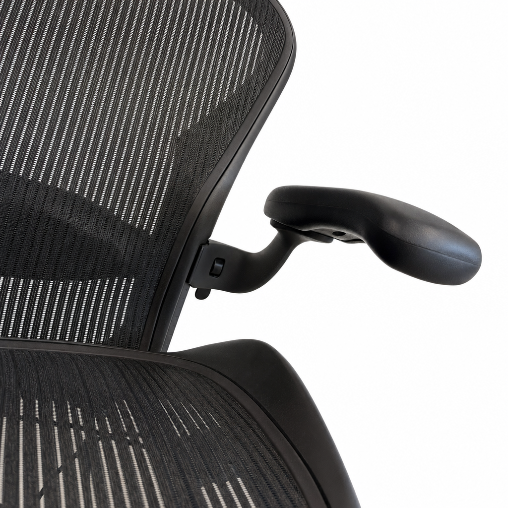 Herman Miller Aeron Size B anthrazit