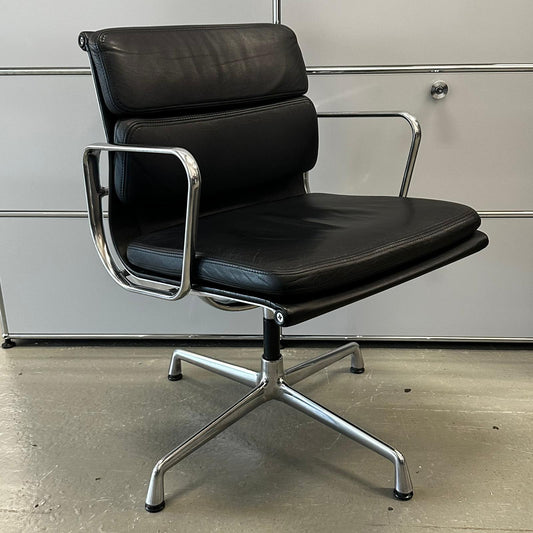 Vitra EA Soft Pad Chair 208 schwarz