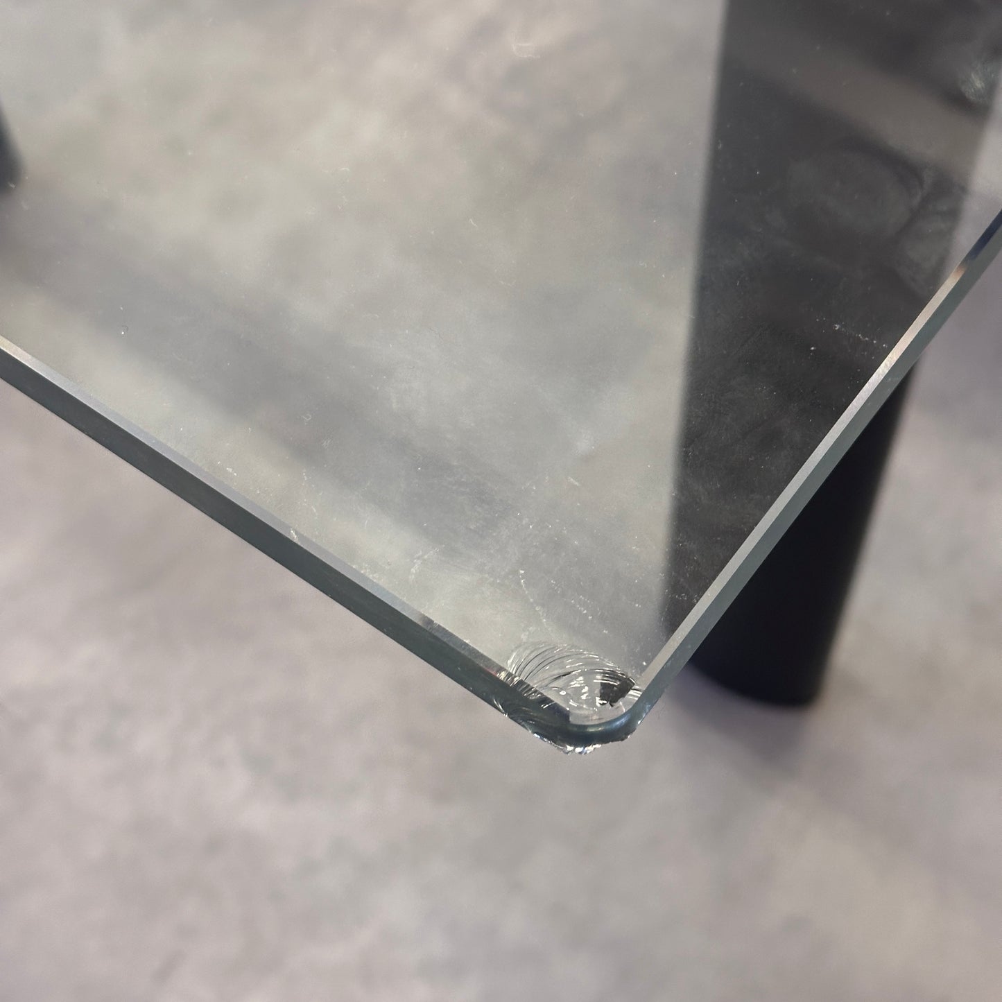 Cassina LC6 Glastisch