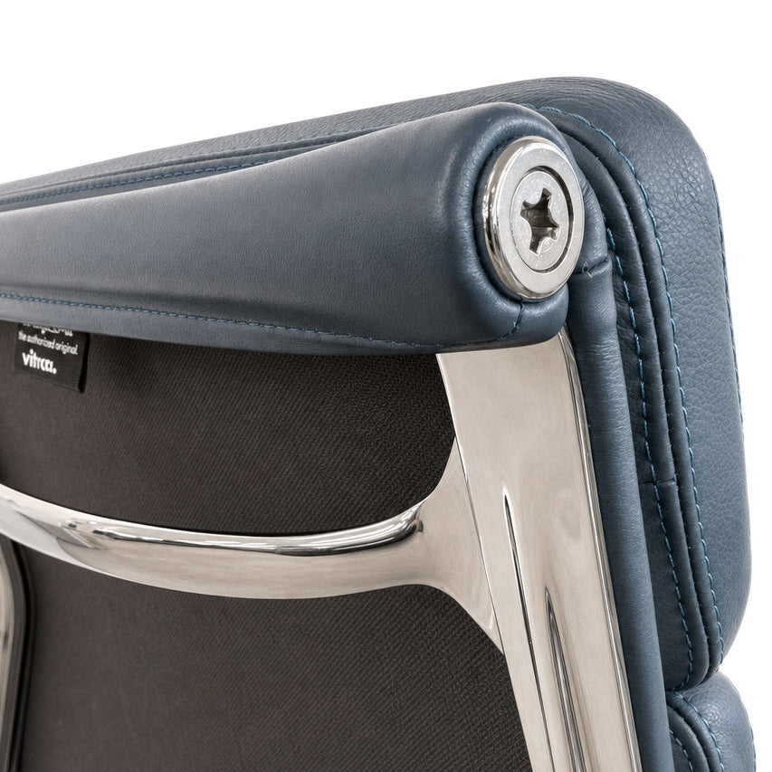 Vitra EA 217 rauchblau