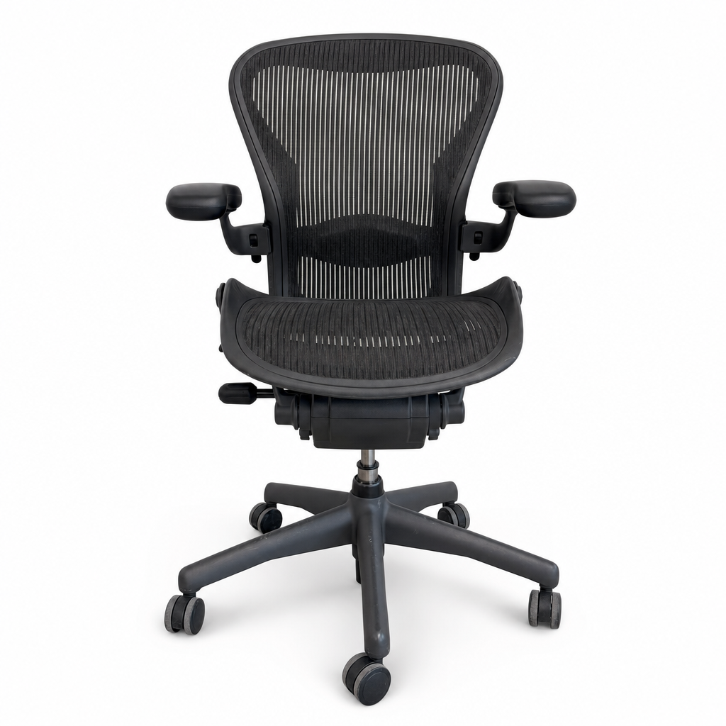 Herman Miller Aeron Size B anthrazit