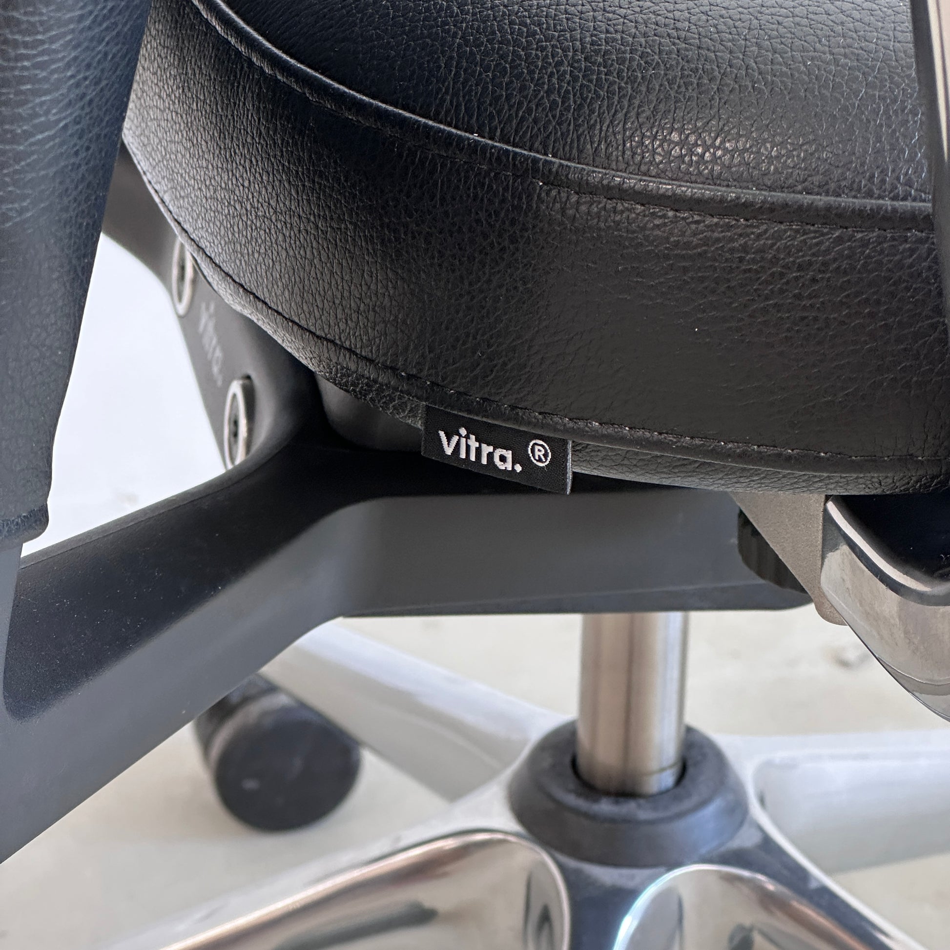 Artikelanlage ID Trim L Leder schwarz_[kein Wert]