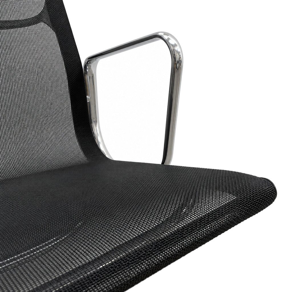 Vitra EA 108 Netz schwarz Alu