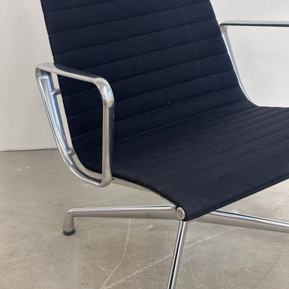 Vitra EA 115 Hopsak schwarz