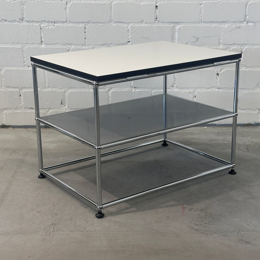 USM Haller Beistelltisch 75x50 mittelgrau / weiß