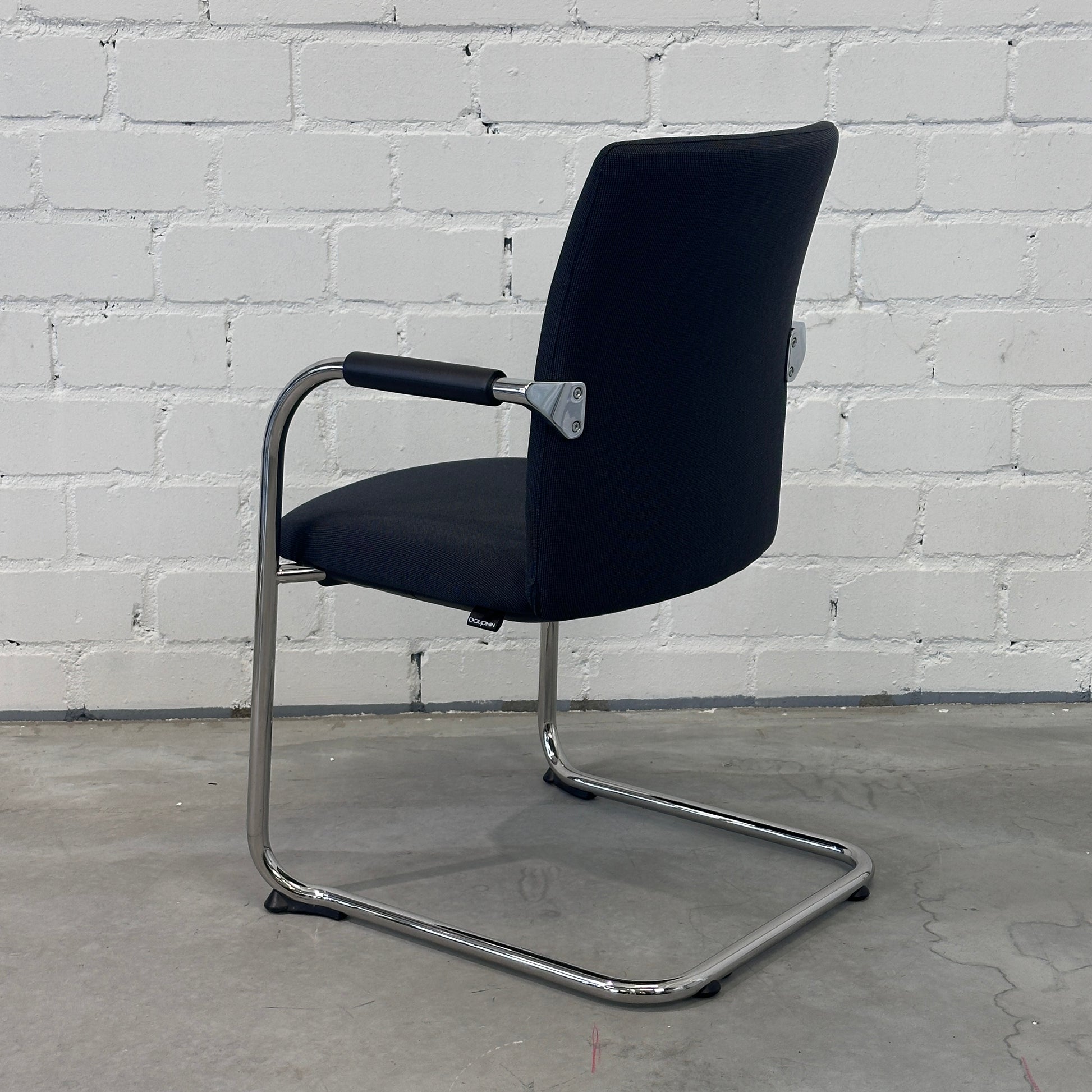 Dauphin Teo 2 / 38 Freischwinger anthrazitgrau