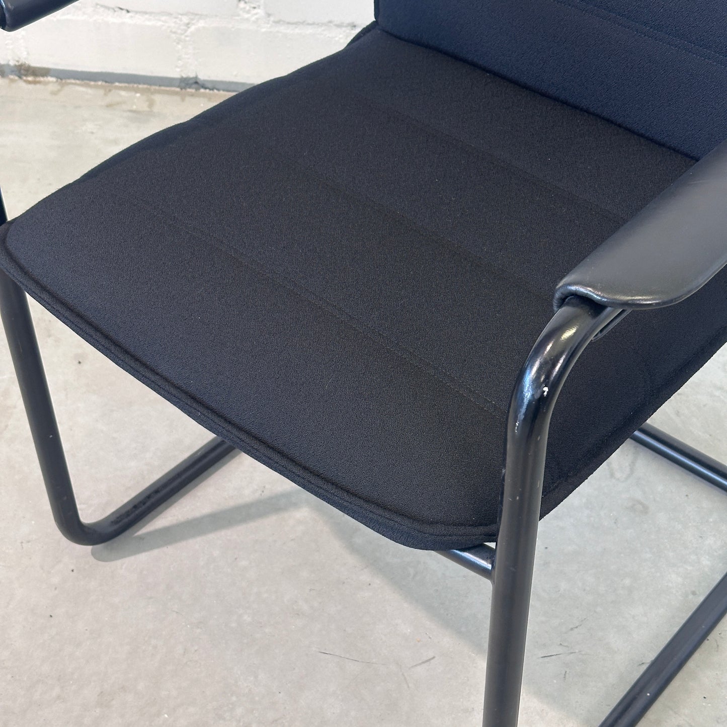 Walter Knoll Art Collection Gamma Freischwinger