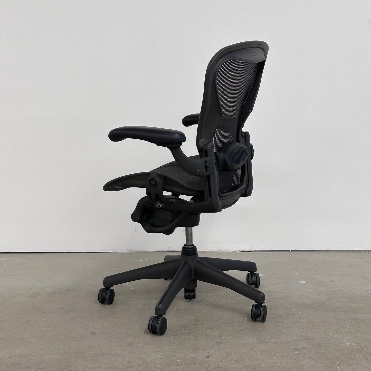 Herman Miller Aeron schwarz