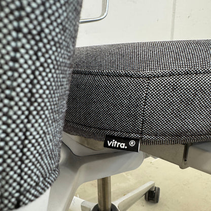 Vitra ID Trim dunkelgrau