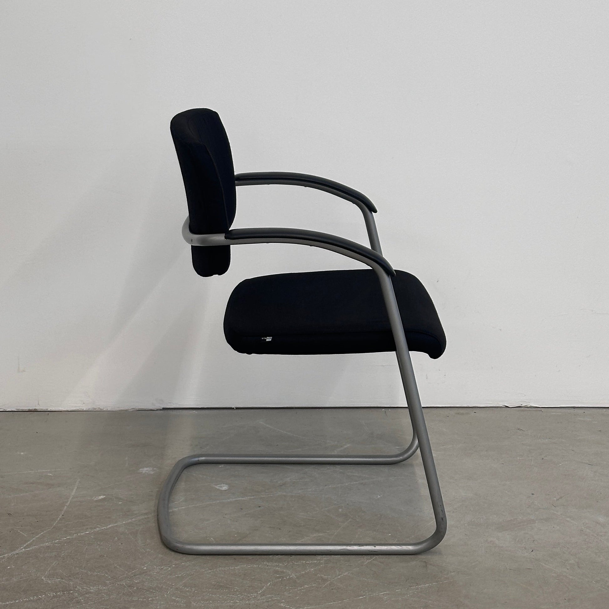 Viasit Freischwinger Stoff schwarz