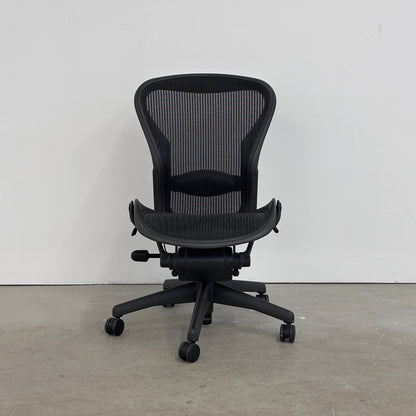 Herman Miller Aeron schwarz (ohne Armlehnen)