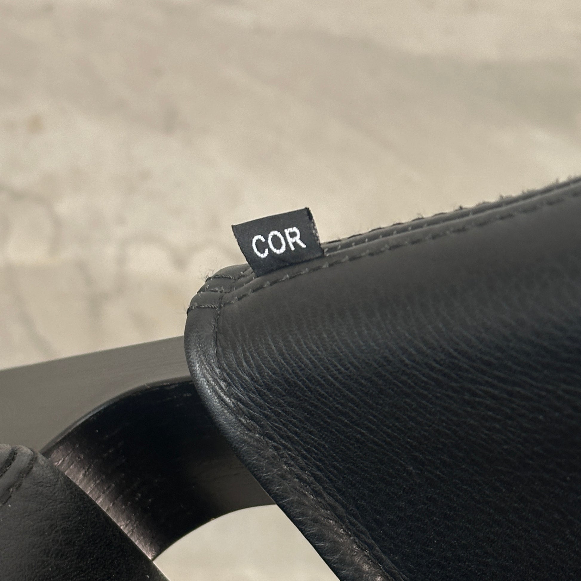 COR Fino Lederstuhl schwarz
