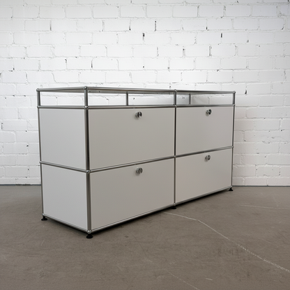 USM Haller Sideboard 2x2 mit 10cm Aufsatz lichtgrau